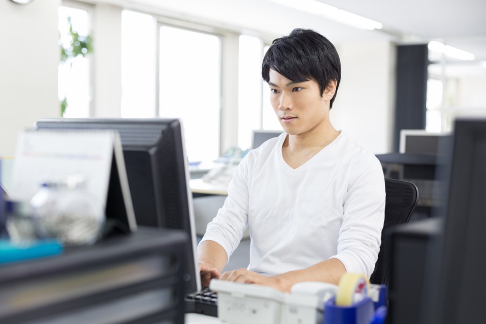 【未経験からIT業界へ】事前の調査と独学で20代の転職も成功できたのイメージ
